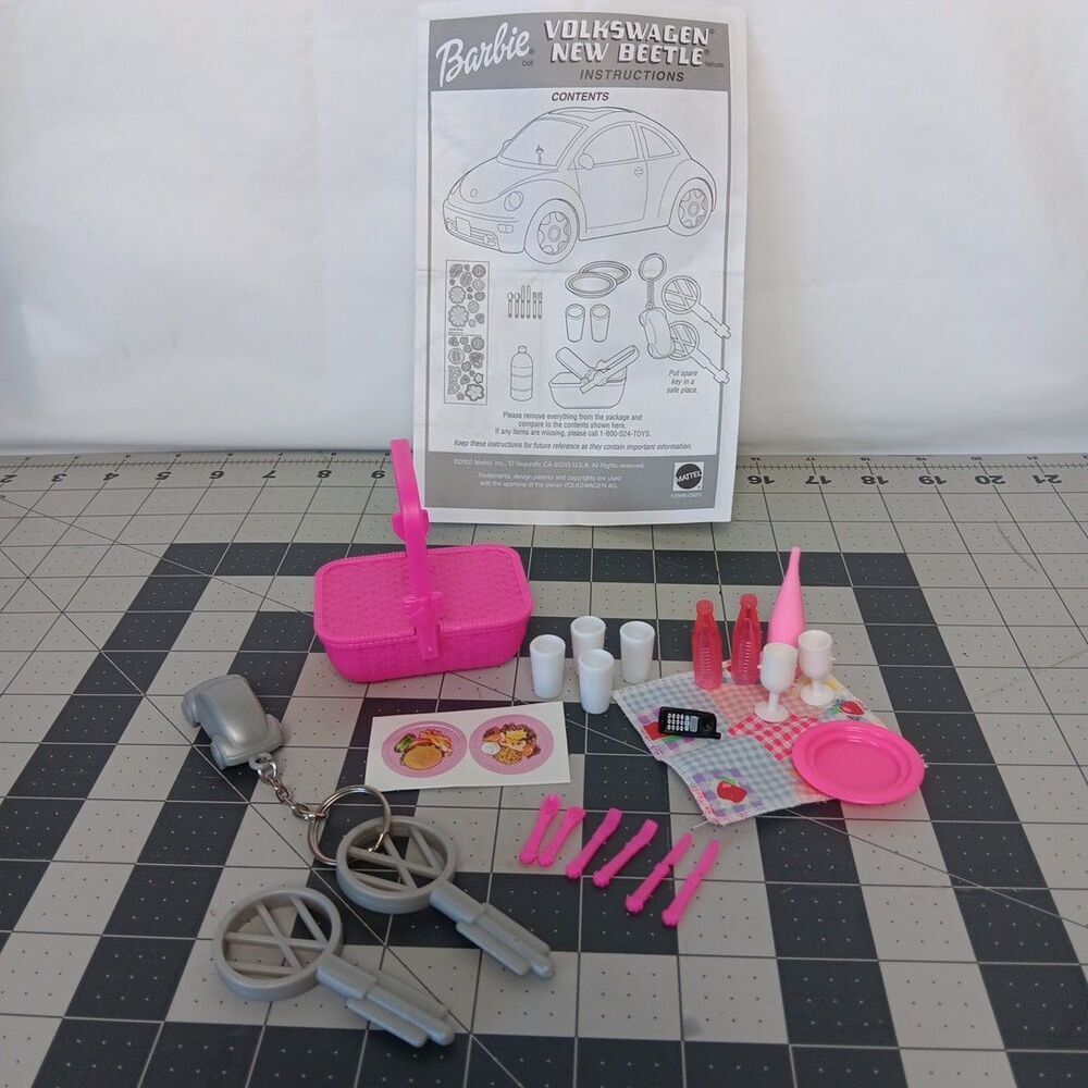 Barbie Volkswagon Keys Picnic Basket And Accessories Phone Cups Instructions Lot